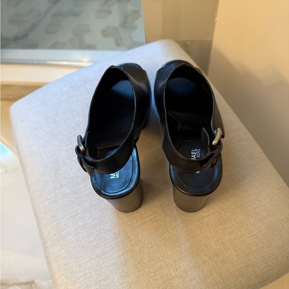 Michael Kors, Pumps shoe woman size 10 black - Picture 2 of 4